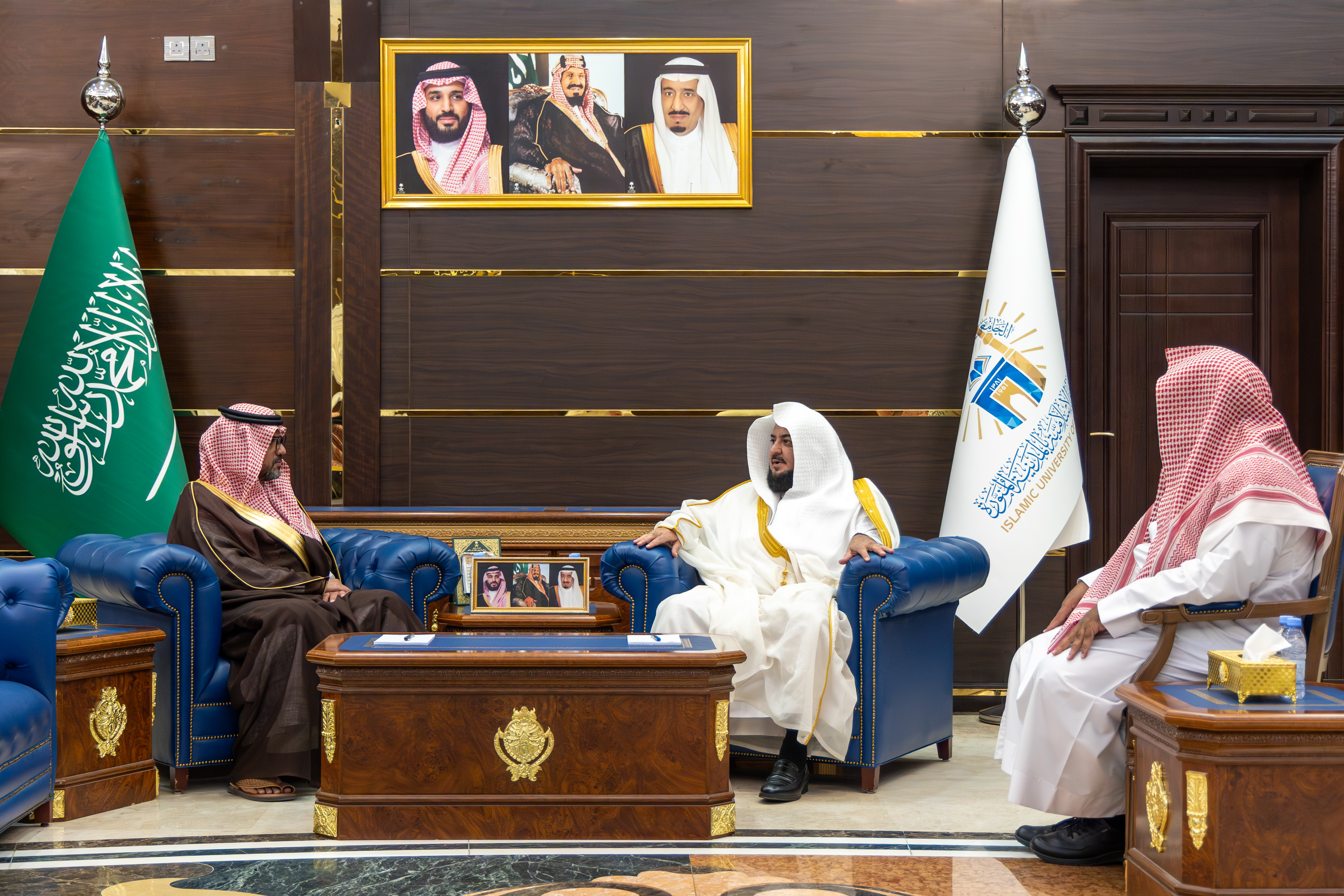 رئيس الجامعة الإسلامية يستقبل عضو هيئة كبار العلماء فضيلة الشيخ أ.د.عبدالإله المُلا